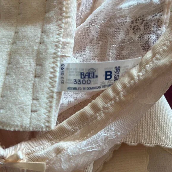 Bali Vintage Women's Cream and Tan Lingerie Corset - Picture 4 of 4